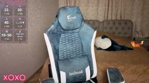 Snapshot of rocky_foxy chatting on 10/15/25, 10:21 Rockel online show from 10/15/25, 10:21