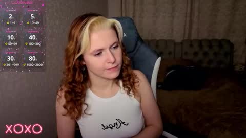 Snapshot of rocky_foxy chatting on 10/23/25, 10:52 Rockel online show from 10/23/25, 10:52