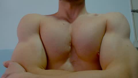 Snapshot of rocky_muscle chatting on 07/01/26, 07:57 rocky muscle online show from 07/01/26, 07:57
