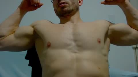Snapshot of rocky_muscle chatting on 07/08/26, 03:55 rocky muscle online show from 07/08/26, 03:55