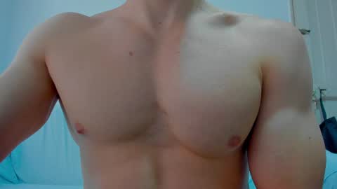 Snapshot of rocky_muscle chatting on 08/02/26, 05:33 rocky muscle online show from 08/02/26, 05:33