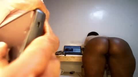 Berry online show from 10/07/25, 05:15