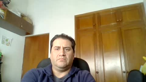 Snapshot of rodfer chatting on 06/15/26, 02:08 Rodfer online show from 06/15/26, 02:08