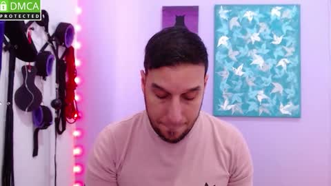 Thiago independent model online show from 11/17/25, 04:35