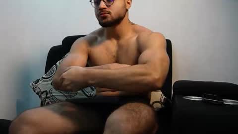 Roger Belmont online show from 10/29/25, 03:53