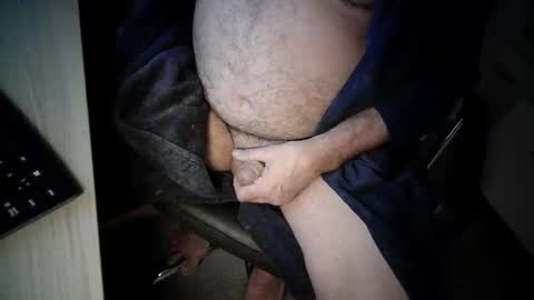 Snapshot of roger_peter chatting on 11/10/25, 10:20 roger_peter online show from 11/10/25, 10:20