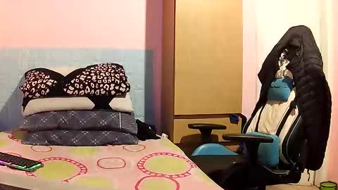 Banderas online show from 12/14/25, 09:36