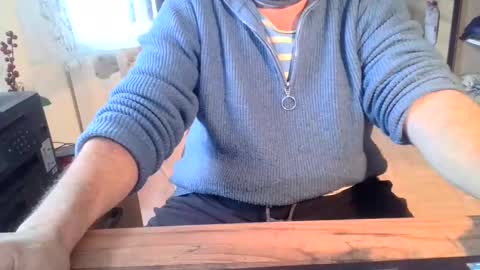 rolandloser1000 online show from 12/13/24, 01:55