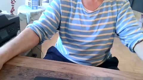 rolandloser1000 online show from 12/17/24, 09:07