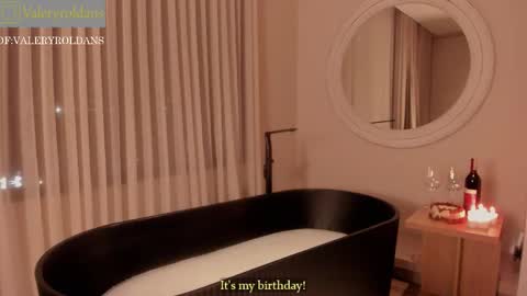 Valery Roldans online show from 02/10/26, 01:53