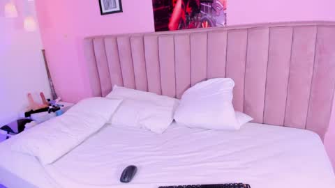 Marcela online show from 02/09/25, 02:49