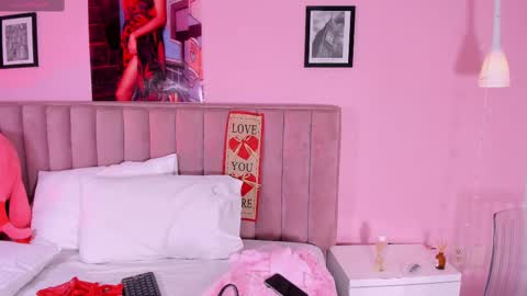 Marcela online show from 02/14/25, 07:02