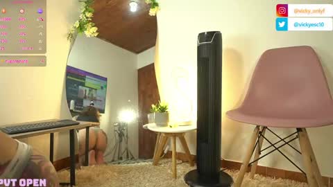 Snapshot of roma_fusion chatting on 06/07/26, 03:54 Diego and Vicky online show from 06/07/26, 03:54