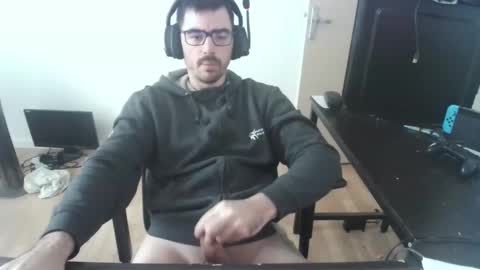 Snapshot of romainb72 chatting on 12/04/24, 09:29 romainb72 online show from 12/04/24, 09:29