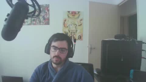 Snapshot of romainb72 chatting on 01/31/25, 03:11 romainb72 online show from 01/31/25, 03:11