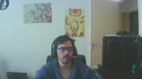 Snapshot of romainb72 chatting on 02/28/25, 09:25 romainb72 online show from 02/28/25, 09:25