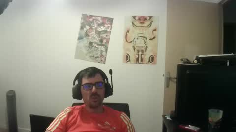 Snapshot of romainb72 chatting on 09/21/25, 08:54 romainb72 online show from 09/21/25, 08:54