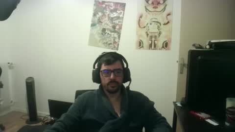 Snapshot of romainb72 chatting on 10/05/25, 11:02 romainb72 online show from 10/05/25, 11:02