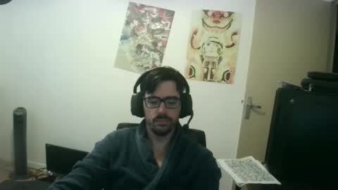 Snapshot of romainb72 chatting on 12/03/25, 07:49 romainb72 online show from 12/03/25, 07:49