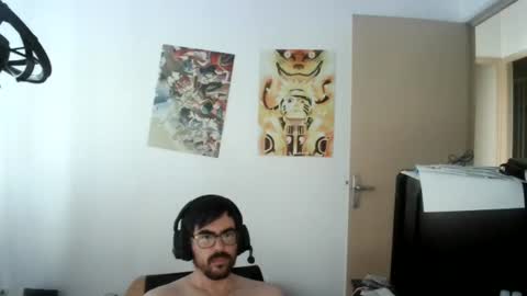 Snapshot of romainb72 chatting on 07/26/26, 04:47 romainb72 online show from 07/26/26, 04:47