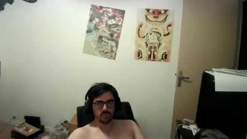 Snapshot of romainb72 chatting on 08/07/26, 12:01 romainb72 online show from 08/07/26, 12:01