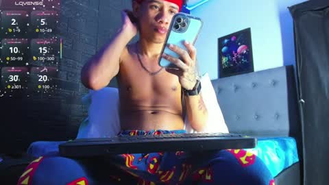Snapshot of romancartier_ chatting on 06/16/26, 06:05 Roman Cartier online show from 06/16/26, 06:05