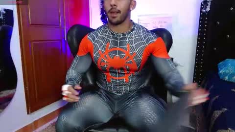 Roman online show from 10/30/25, 09:59