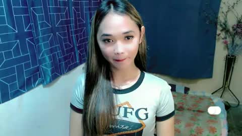 Snapshot of romanticslutxxx chatting on 06/10/26, 11:31 empress online show from 06/10/26, 11:31