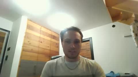 Snapshot of romanz123 chatting on 04/27/26, 07:12 romanz123 online show from 04/27/26, 07:12