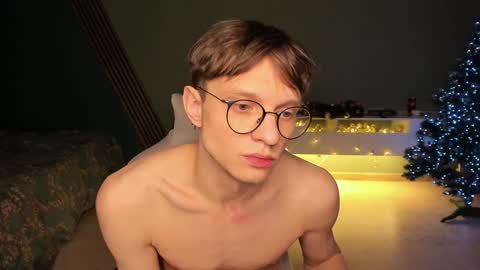 Snapshot of romeo_mercy chatting on 12/29/24, 11:29 Romeo online show from 12/29/24, 11:29