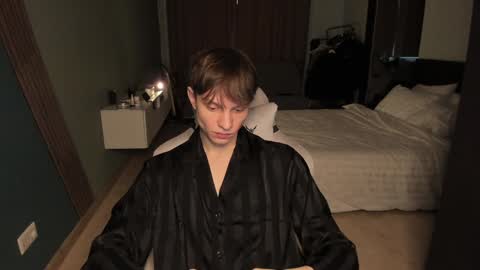 Snapshot of romeo_mercy chatting on 01/13/25, 09:41 Romeo online show from 01/13/25, 09:41