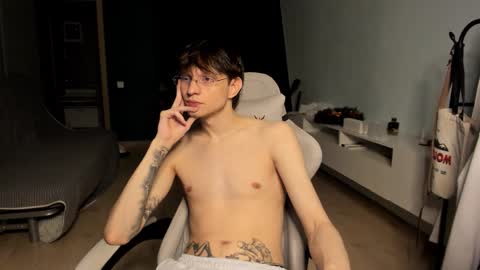 Romeo online show from 02/15/26, 12:51