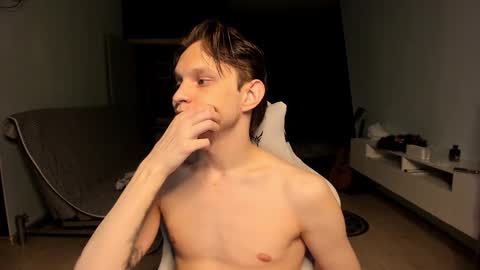 Romeo online show from 03/02/26, 06:48