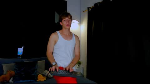 Snapshot of romeo_ricci1 chatting on 01/20/25, 11:54 Romeo Ricci online show from 01/20/25, 11:54