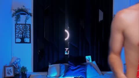 Snapshot of romeo_ricci1 chatting on 02/08/25, 12:06 Romeo Ricci online show from 02/08/25, 12:06