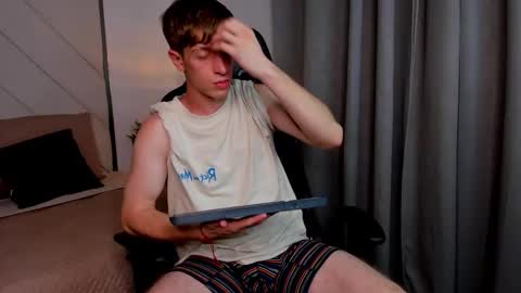 Romeo Ricci online show from 11/30/25, 03:16