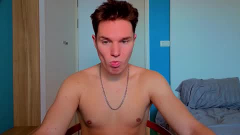 Snapshot of romeosilver chatting on 11/21/25, 03:38 Romeo online show from 11/21/25, 03:38