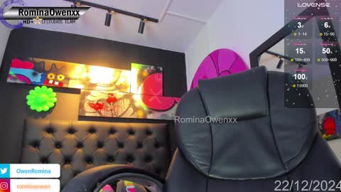 Snapshot of rominaowenxx chatting on 12/22/24, 12:05 ROMINA OWEN online show from 12/22/24, 12:05