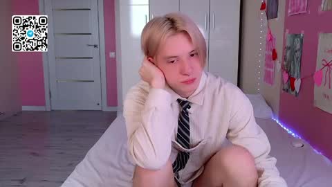 Ron online show from 04/26/26, 04:43