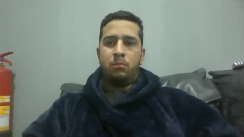 Snapshot of ronal498036 chatting on 11/06/25, 07:26 ronal498036 online show from 11/06/25, 07:26