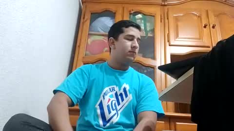 Snapshot of ronal498036 chatting on 11/23/25, 05:02 ronal498036 online show from 11/23/25, 05:02