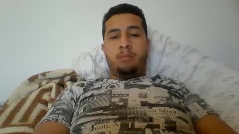 Snapshot of ronal498036 chatting on 04/04/26, 02:03 ronal498036 online show from 04/04/26, 02:03