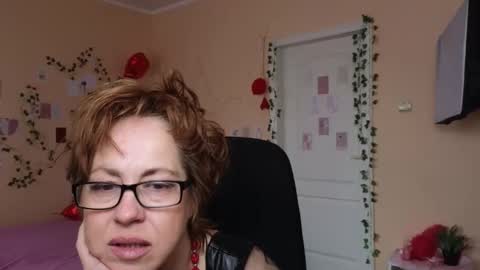 Snapshot of ronda_roni chatting on 04/08/26, 06:35 ronda_roni online show from 04/08/26, 06:35