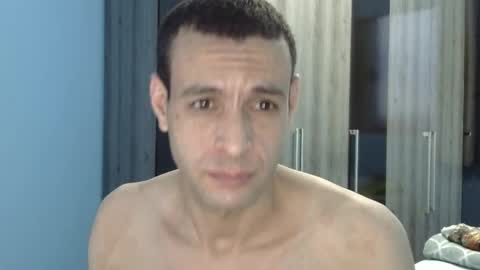 ronny online show from 12/22/25, 09:56