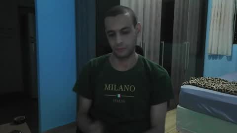 Snapshot of ronnispoto chatting on 04/14/26, 11:44 ronny online show from 04/14/26, 11:44