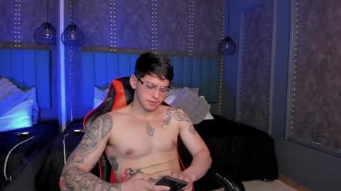 Snapshot of ronny_colton chatting on 01/19/26, 01:42 Ronny Colton online show from 01/19/26, 01:42