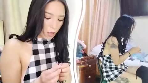 Snapshot of ronny_m_12 chatting on 10/07/25, 07:55 andrea online show from 10/07/25, 07:55