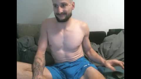 Snapshot of ronnypotti34 chatting on 01/13/25, 05:33 Ronny Potthoff online show from 01/13/25, 05:33