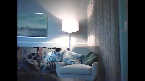 ronvlv online show from 10/04/25, 03:48