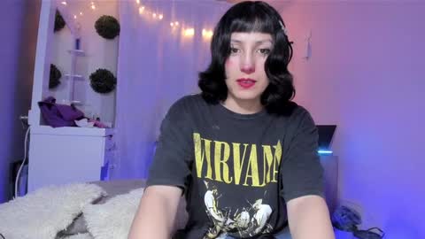 Snapshot of room312_ chatting on 12/23/24, 01:40 Twelve 3 Inst Twelve 312002 Twitter Room312 2002 online show from 12/23/24, 01:40